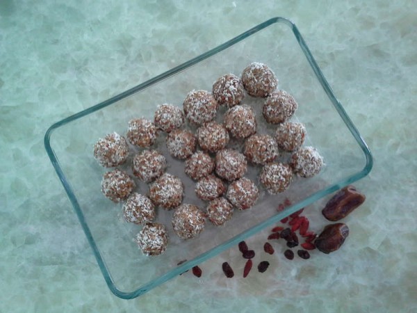 Raw Nut Energy Balls